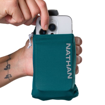 Nathan SpeedDraw 2.0 Handheld Water Bottle - 12 fl. oz. 8