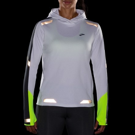 Brooks Run Visible Thermal Hoodie - Women's 6