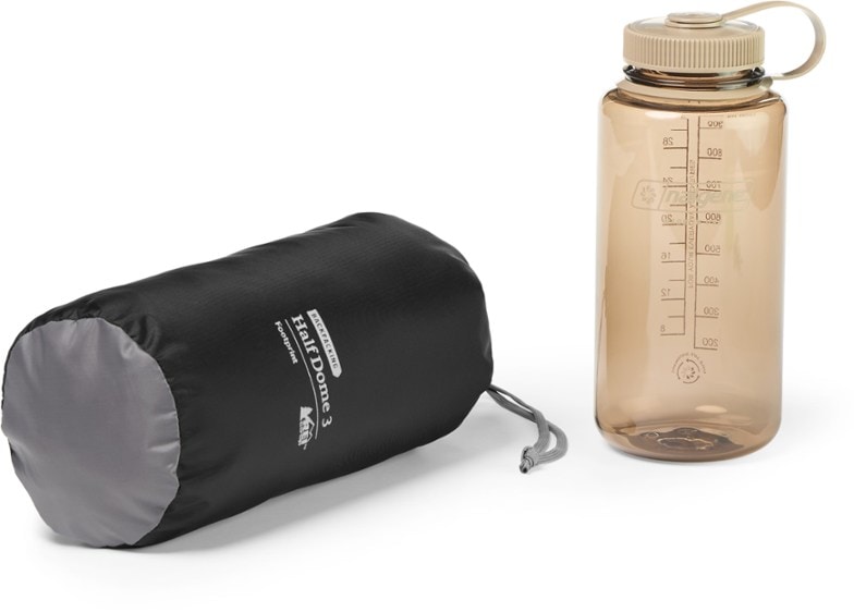 Stuff sack (32 fl. oz. bottle not included)