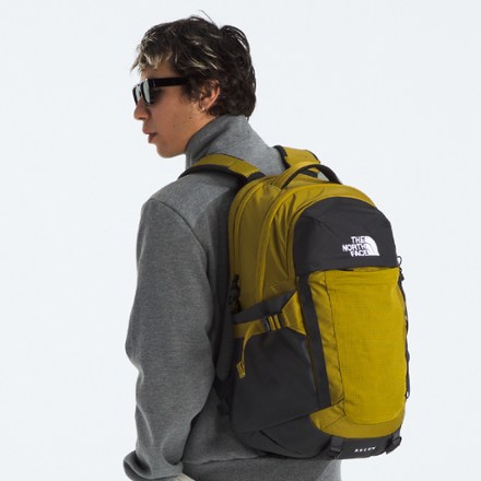The North Face Recon Pack - Men's 2