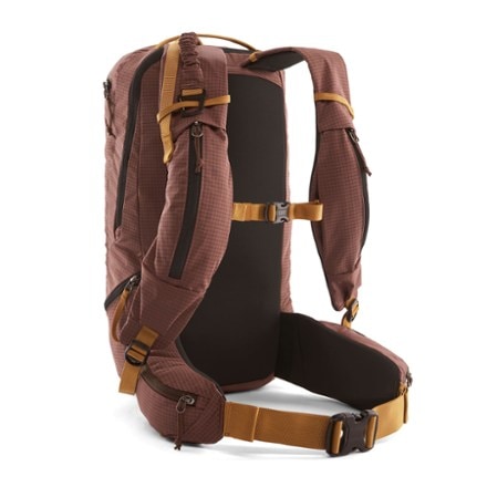 Patagonia Snowdrifter 20L Snow Pack 1