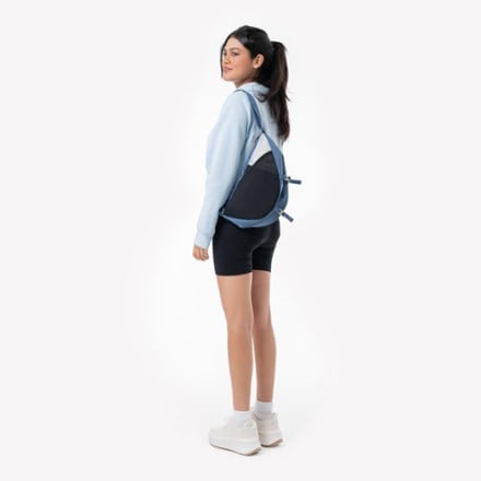 Sherpani Cross Link 6 L Sling Bag 5
