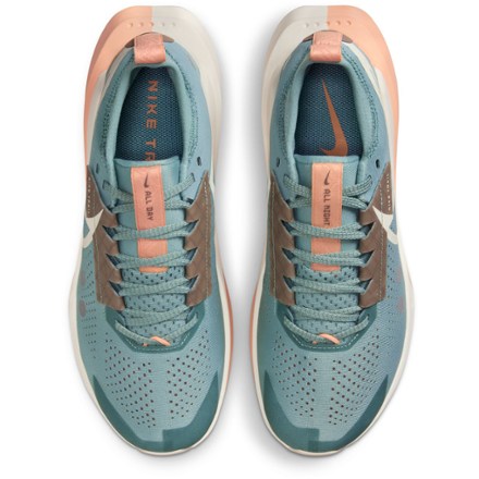 Nike Zegama 2 Trail-Running Shoes - Women's 4