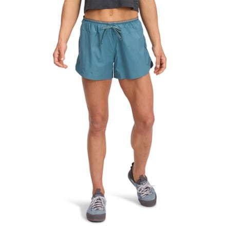 On Body Image of color Creek Blue
