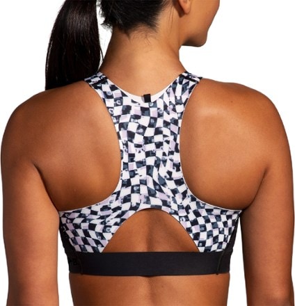 Brooks 3 Pocket Sports Bra 2