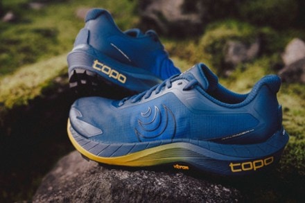 Topo Athletic MTN Racer 4 Trail-Running Shoes - Men's 5