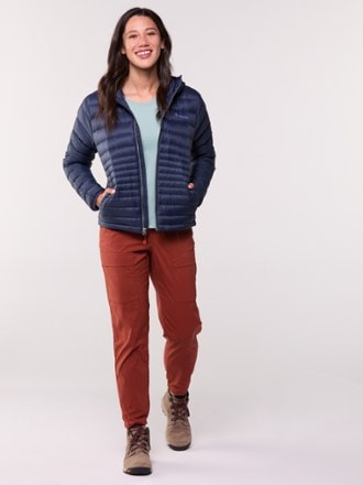 Cotopaxi Fuego Hooded Down Jacket - Women's 3