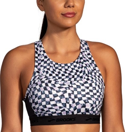 Brooks 3 Pocket Sports Bra 1