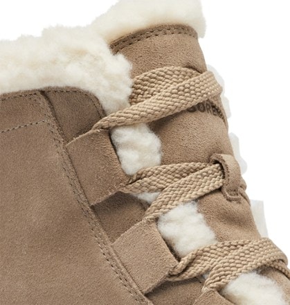 Sorel Evie II Cozy Boots - Women's 4