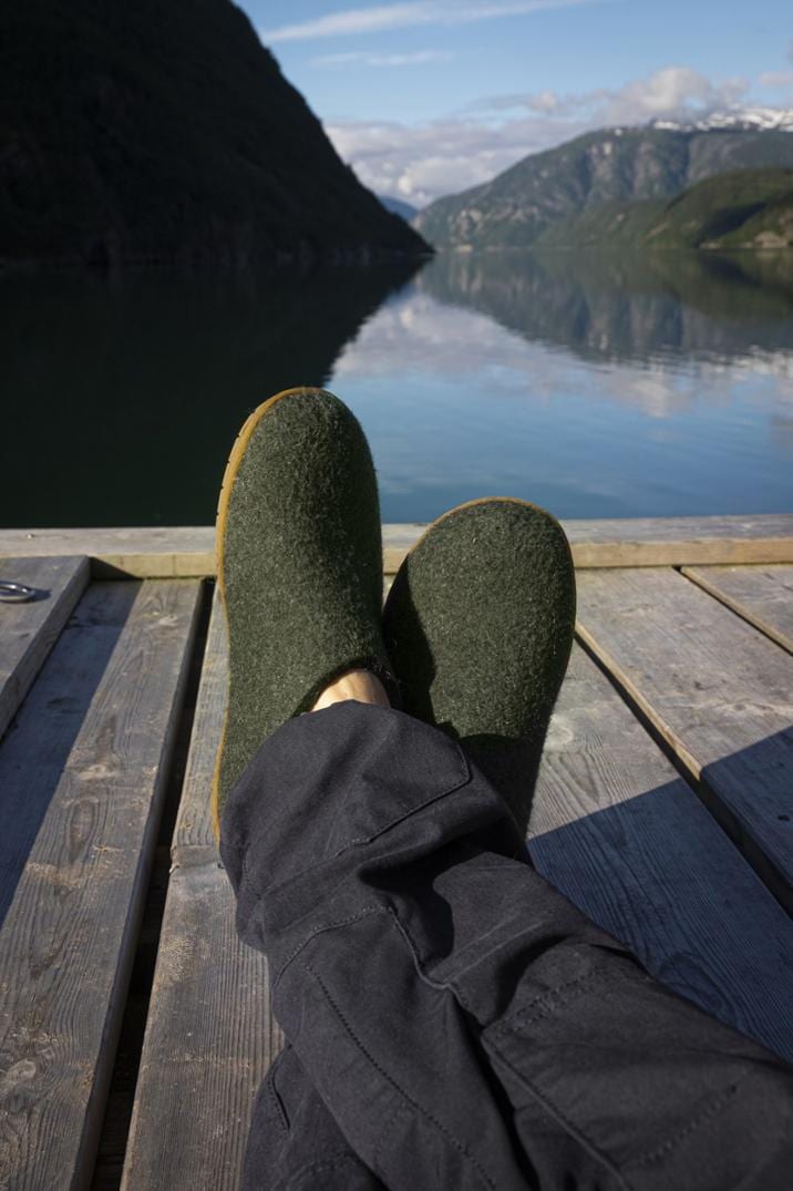 Location Image for Model BR Slip-On Slippers - Men's
