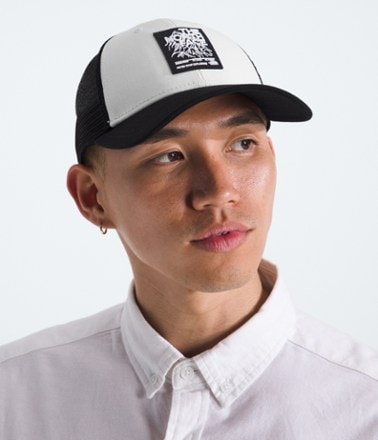 The North Face Graphic Mudder Trucker Hat 2