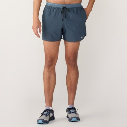 Nike Stride 5" Shorts - Men's 1