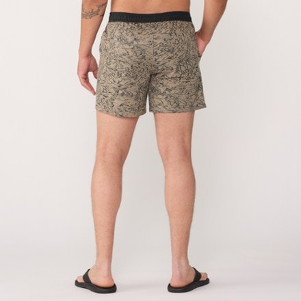 Vuori Maverick Volley Shorts - Men's 2