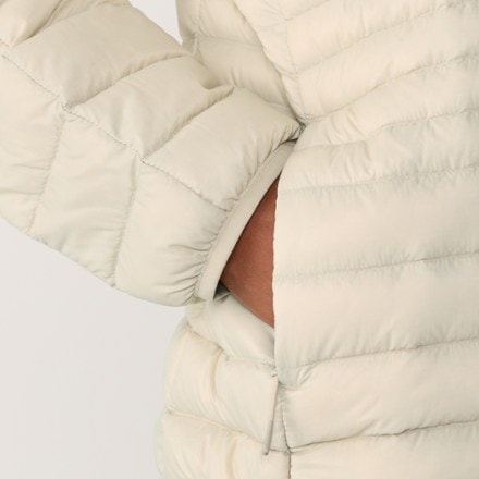 Cotopaxi Fuego Hooded Down Jacket - Women's 6