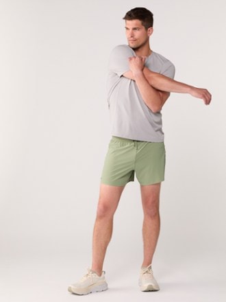 Janji AFO Middle Shorts - Men's 5" Inseam 3