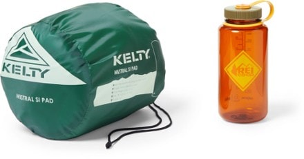 Kelty Mistral SI Sleeping Pad Stuff sack (32oz bottle not included)