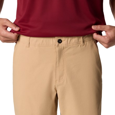 Columbia Black Mesa Chino Shorts - Men's 9" Inseam 4