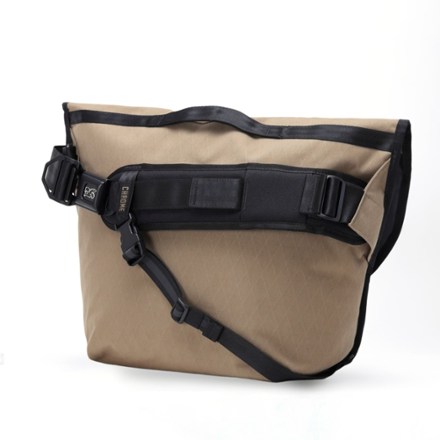 Chrome Citizen 15 L Messenger Bag 1