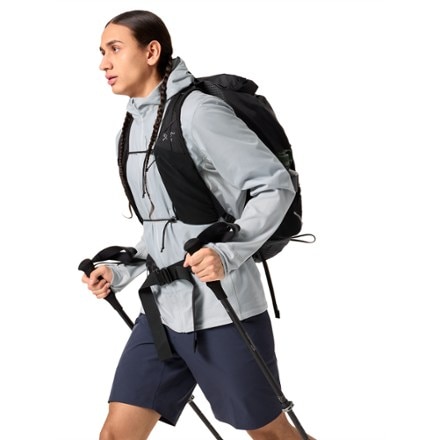 Arc'teryx Konseal Hybrid Hoody - Men's 8