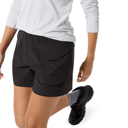 Arc'teryx Gamma Utility 5" Shorts - Women's 6