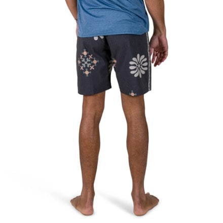 VISSLA Icons 17.5" Board Shorts - Men's 1