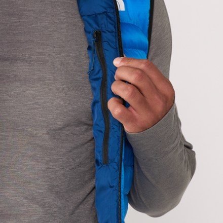 The North Face Terra Peak Insulated Vest - Men's 4