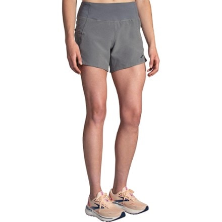 Brooks Chaser 5" Shorts - Women's 1