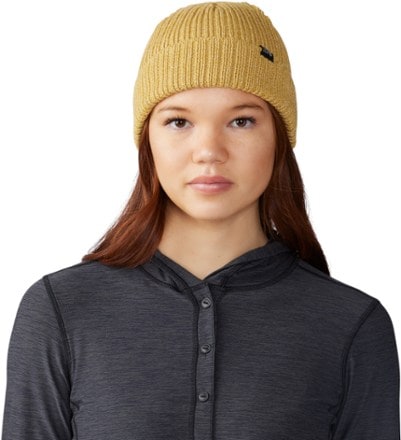 Mountain Hardwear Campout Beanie 1