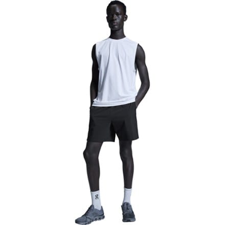 On Focus Shorts 7" - Men's 8