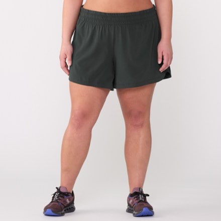 REI Co-op Active Pursuits 4.5" Shorts - Women's 2