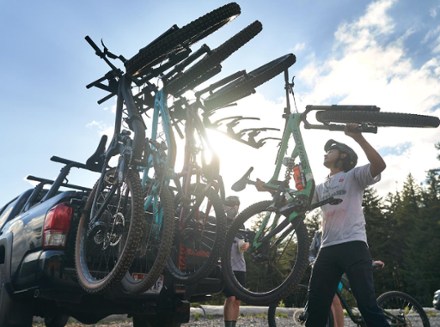 Yakima HangTight 4-Bike Hitch Rack 10