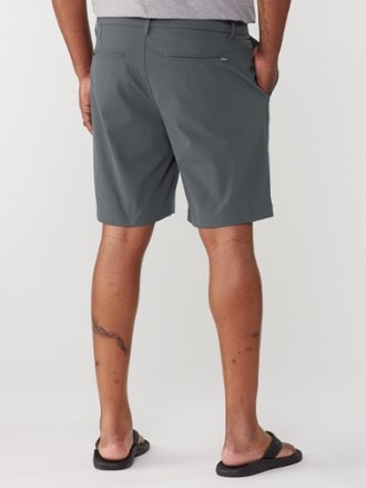 Vuori Meta Shorts - Men's 2