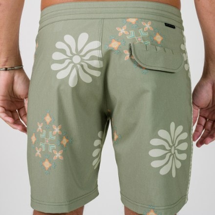 VISSLA Icons 17.5" Board Shorts - Men's 1