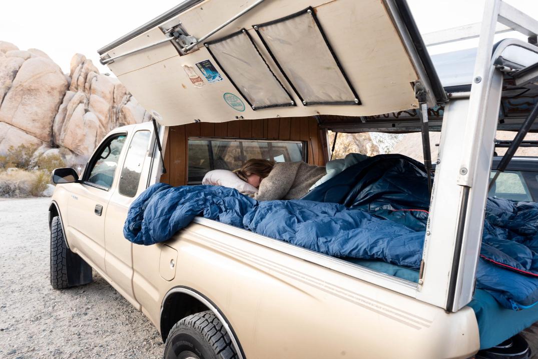 Location Image for Original Puffy Blanket