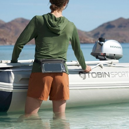 Nite Ize RunOff Waterproof Phone Belt Pouch 10