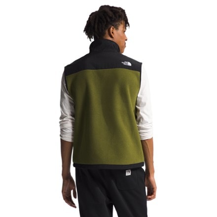 The North Face Denali Vest - Men's 2