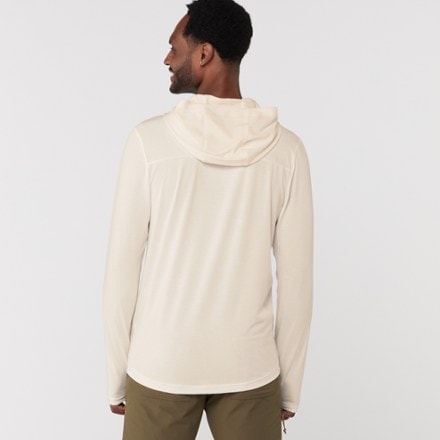 The North Face Adventure Sun Hoodie - Men's 2