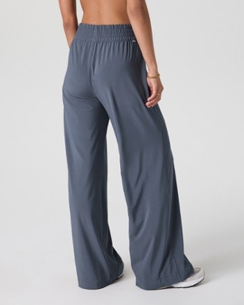 Vuori Villa Wideleg Pants - Women's 2