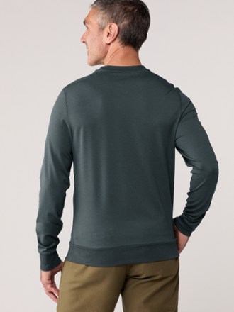 Vuori Ponto Performance Crew Sweater - Men's 2