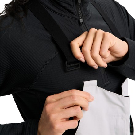 Burton AK Kimmy GTX 2L Bib Pants - Women's 6