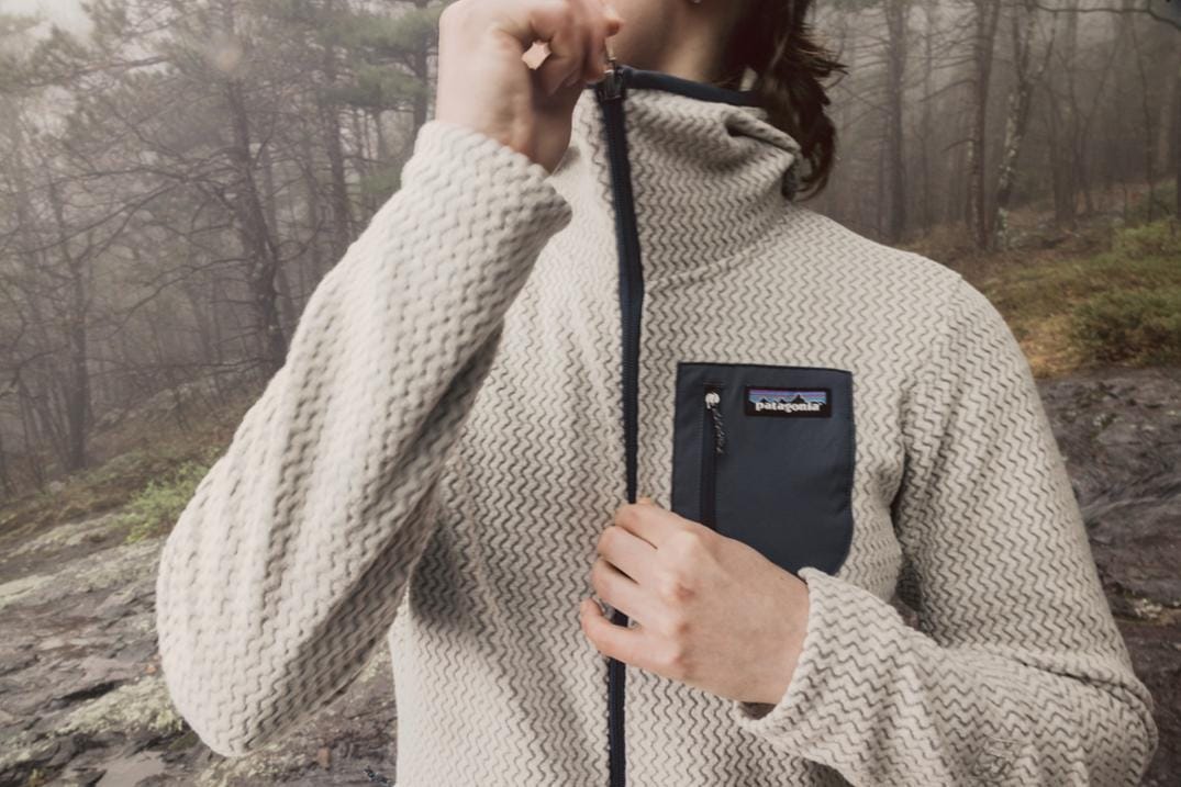 Location Image for R1 Air Full-Zip Hoody - Women's