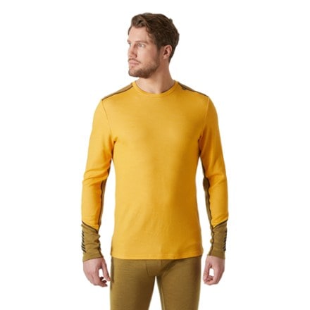 Helly Hansen Lifa Merino Midweight Crew Base Layer Top - Men's 1