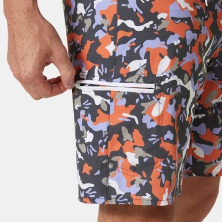 Helly Hansen HP 9" Board Shorts - Men's 5