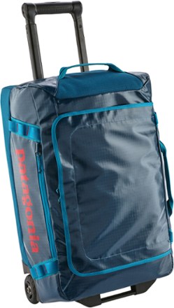 Patagonia 40l cheap wheeled duffel