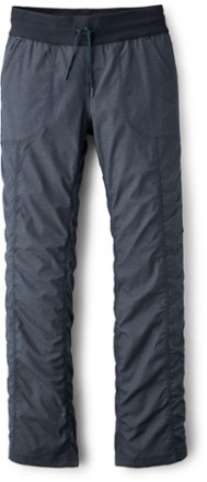 2023 TNF W Aphrodite 2.0 Pant - Fresh Air Kelowna