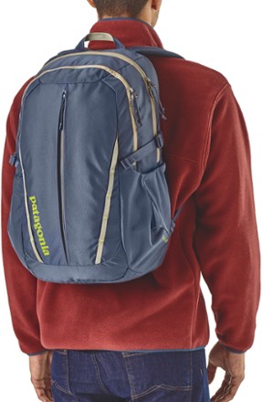 Patagonia refugio backpack 28l cheap dolomite blue