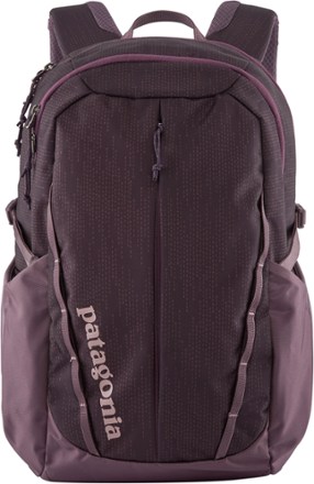 Patagonia women's shop refugio 26l