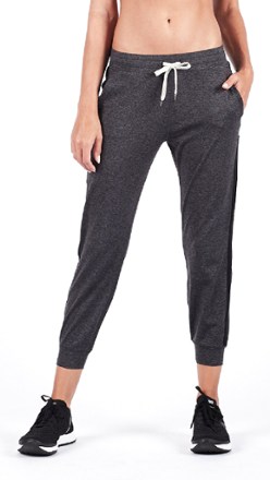 vuori women's performance jogger