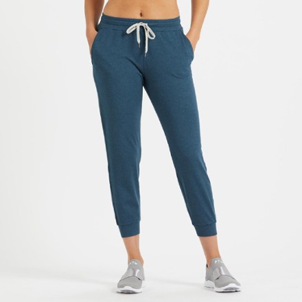 vuori womens joggers