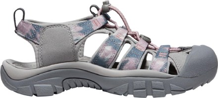 Women's closed toe 2025 sport sandals